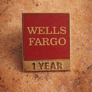 Wells Fargo Bank Employee One 1 Year Anniversary Vintage Lapel Pin